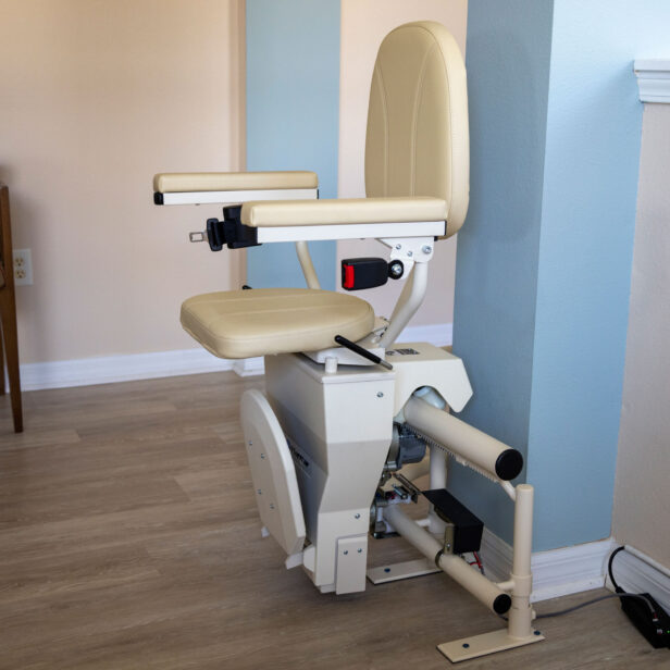 Harmar Helix Curved Stairlift