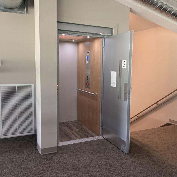 Savaria Prolift Vertical Platform Lift